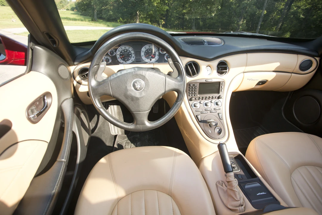 2003 Maserati Spyder - Image 18 of 30