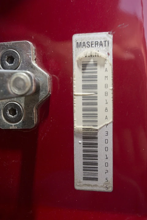 2003 Maserati Spyder - Image 12 of 30