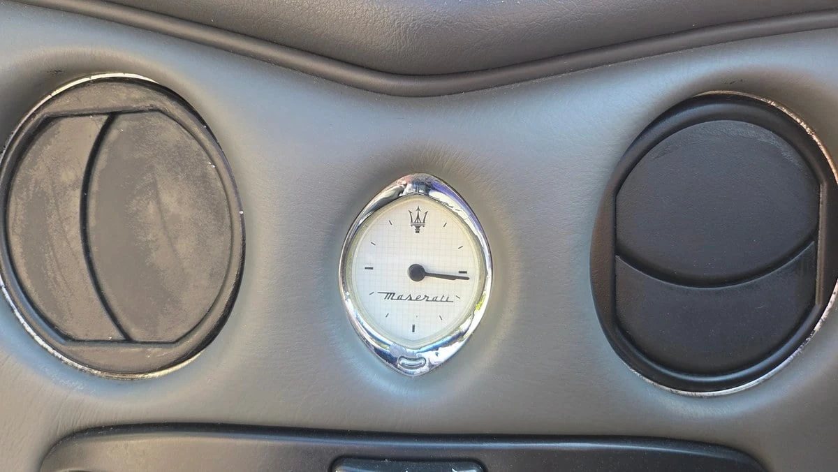 2002 Maserati Spyder - Image 26 of 31