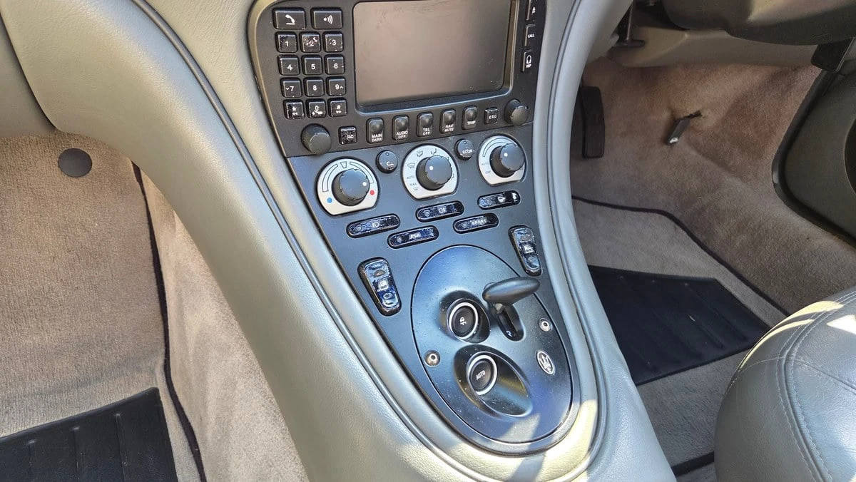 2002 Maserati Spyder - Image 17 of 31