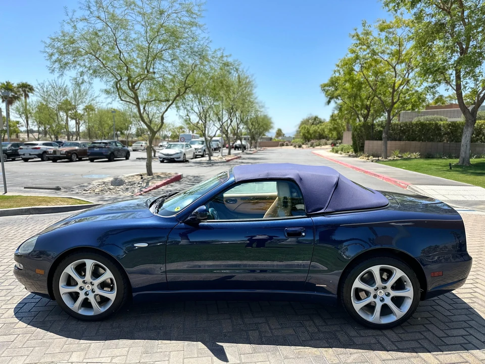 2003 Maserati Spyder - Image 16 of 31