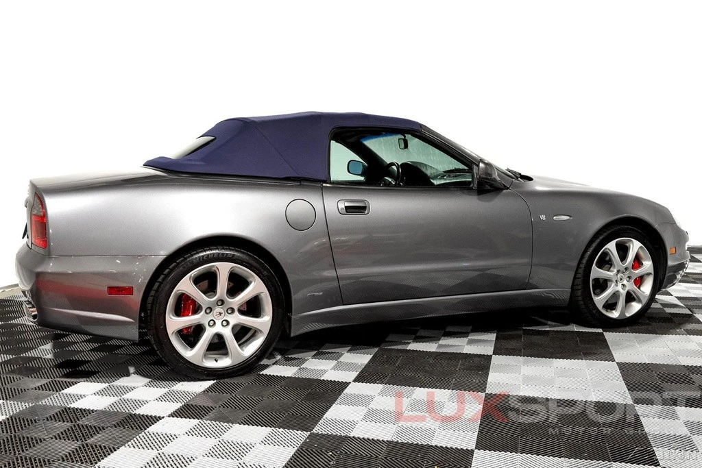 2003 Maserati Spyder - Image 2 of 24
