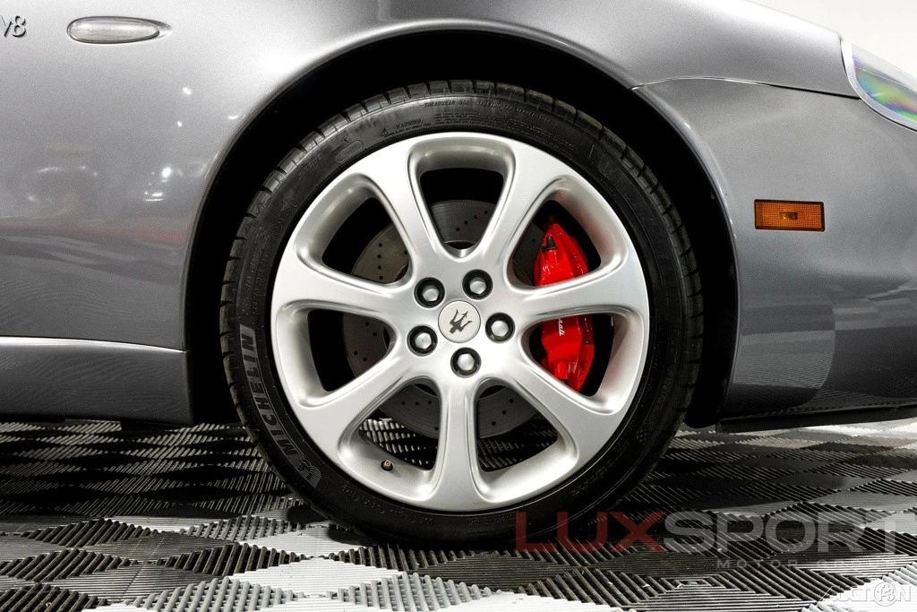 2003 Maserati Spyder - Image 11 of 24