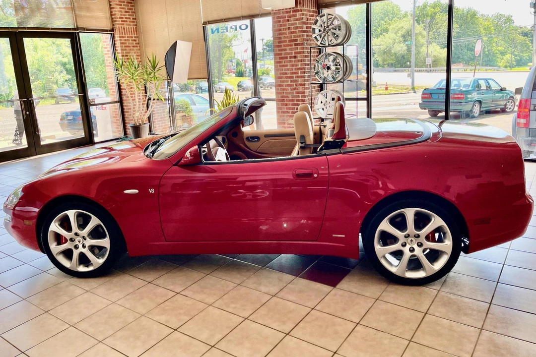 2003 Maserati Spyder - Image 3 of 31