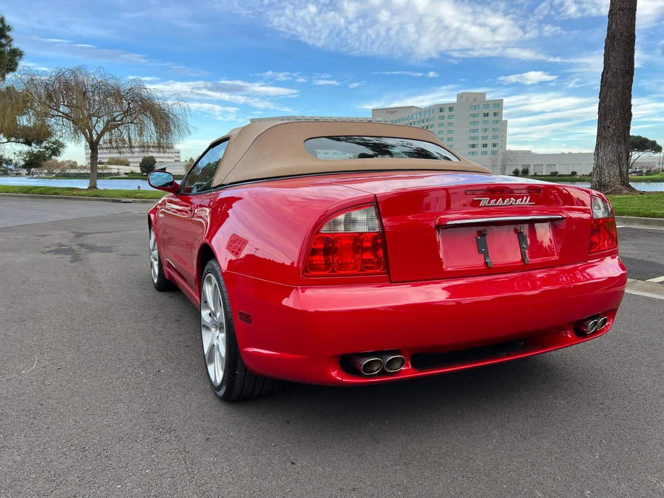 2003 Maserati Spyder - Image 17 of 31
