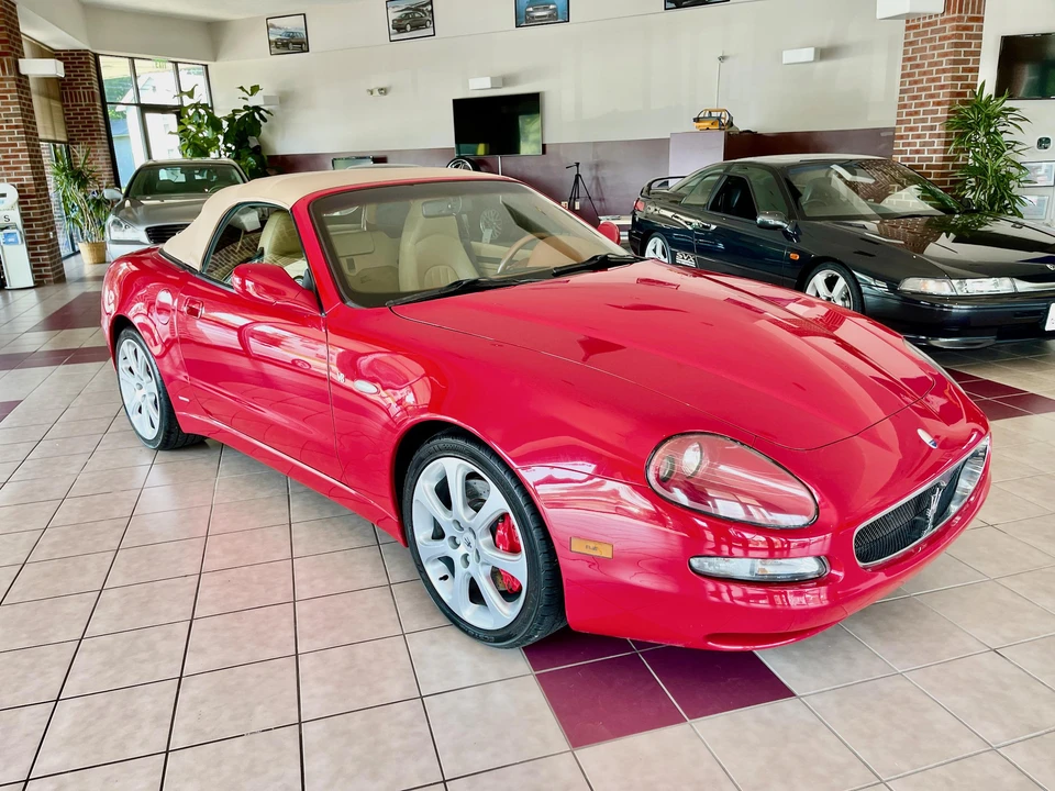 2003 Maserati Spyder - Image 18 of 31
