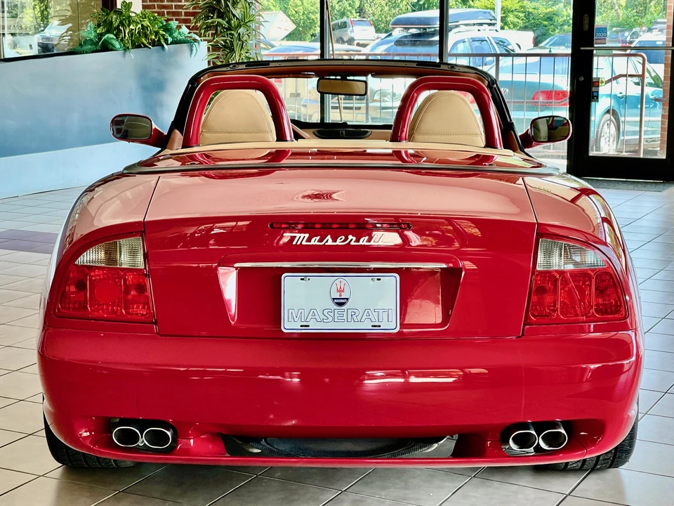 2003 Maserati Spyder - Image 12 of 31