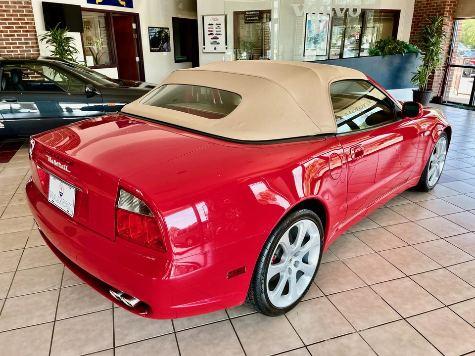2003 Maserati Spyder - Image 15 of 31