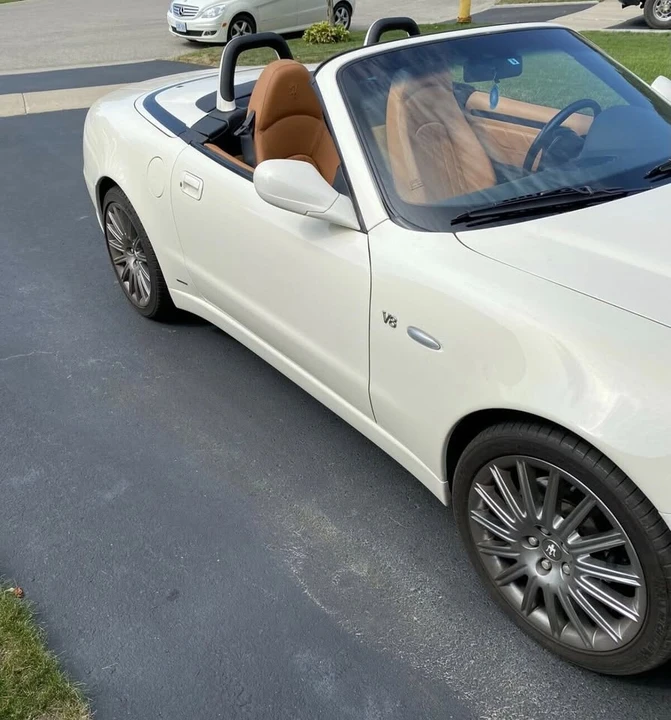 2003 Maserati Spyder - Image 8 of 11