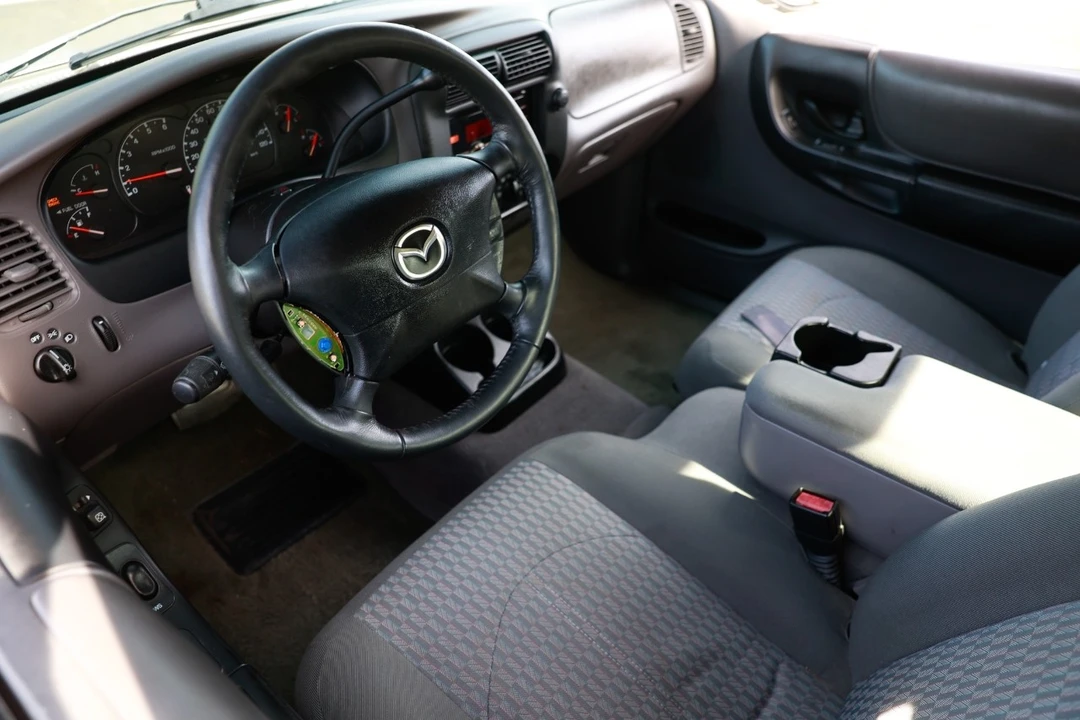 2003 Mazda B Series 5th Gen - Image 4 of 12