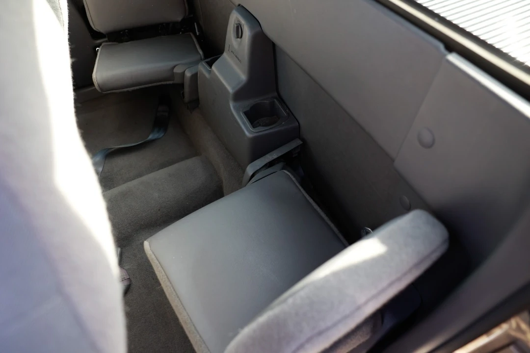 2003 Mazda B Series 5th Gen - Image 8 of 12