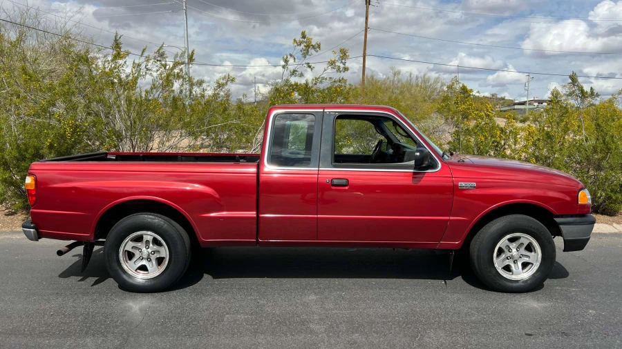 2003 Mazda B Series 5th Gen - Image 11 of 30