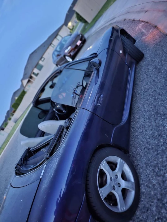 2003 Mazda NB MX-5 Miata - Image 8 of 8