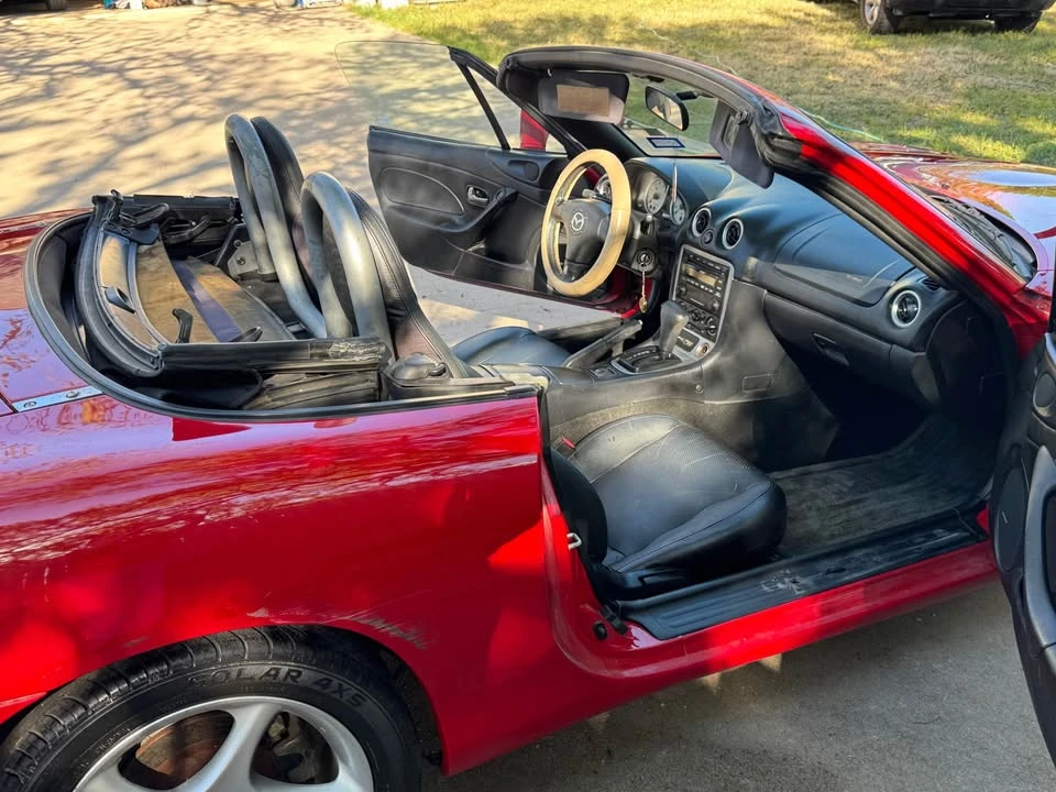 2003 Mazda MX-5 - Image 5 of 17