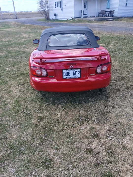 2003 Mazda NB MX-5 Miata - Image 5 of 8
