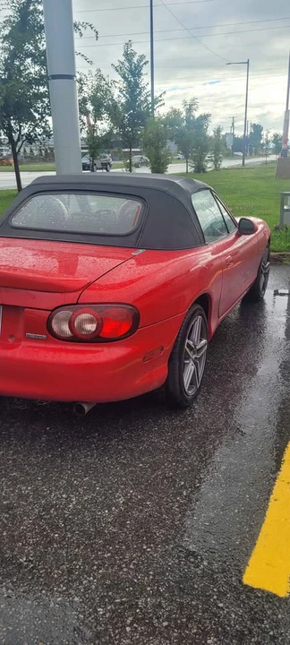 2003 Mazda NB MX-5 Miata - Image 5 of 15