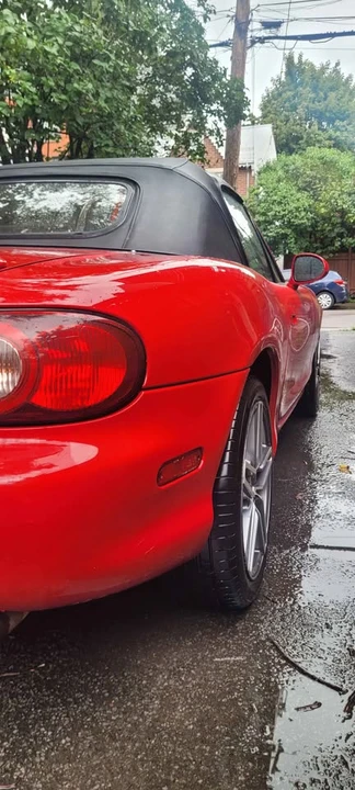 2003 Mazda NB MX-5 Miata - Image 11 of 15
