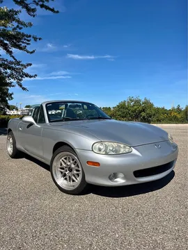 2003 Mazda MX-5 Miata RF Club Convertible 2D