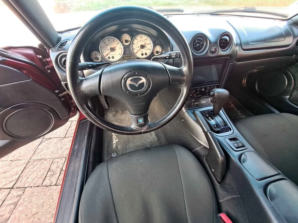 2003 Mazda NB MX-5 Miata - Image 10 of 15