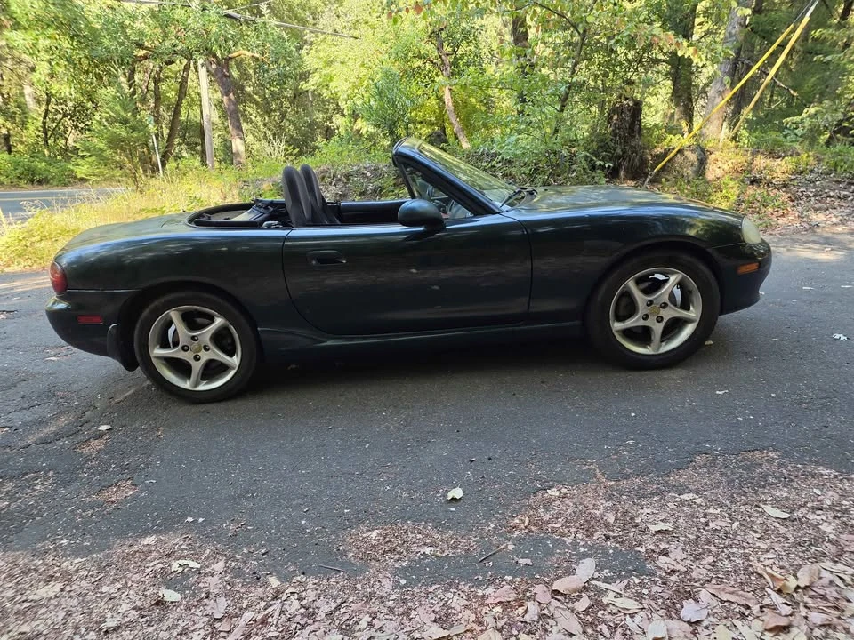 2003 Mazda NB MX-5 Miata - Image 4 of 12