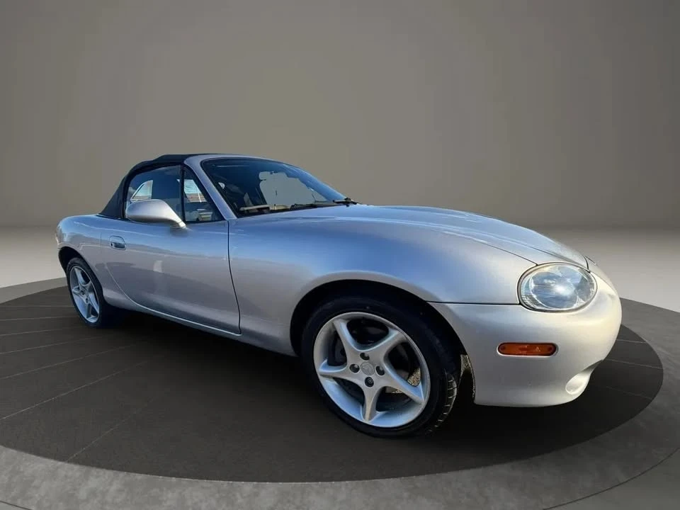 2003 Mazda NB MX-5 Miata - Image 5 of 20