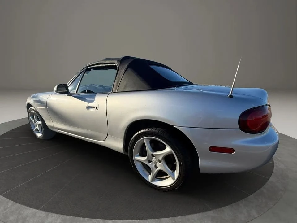 2003 Mazda NB MX-5 Miata - Image 2 of 20