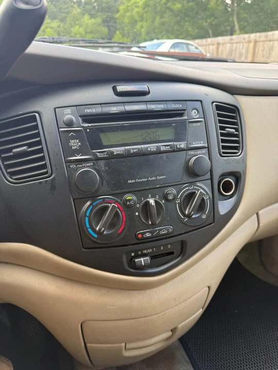 2003 Mazda MPV 2nd Gen - Image 8 of 9