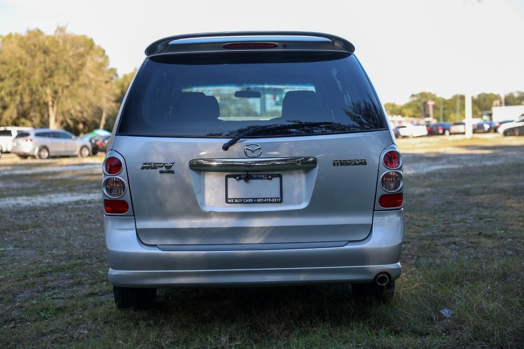 2003 Mazda MPV 2nd Gen - Image 9 of 12