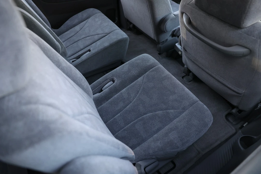 2003 Mazda MPV 2nd Gen - Image 12 of 12