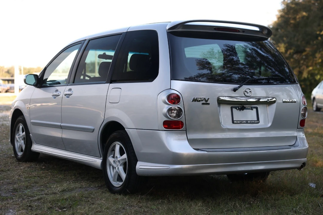 2003 Mazda MPV 2nd Gen - Image 5 of 12
