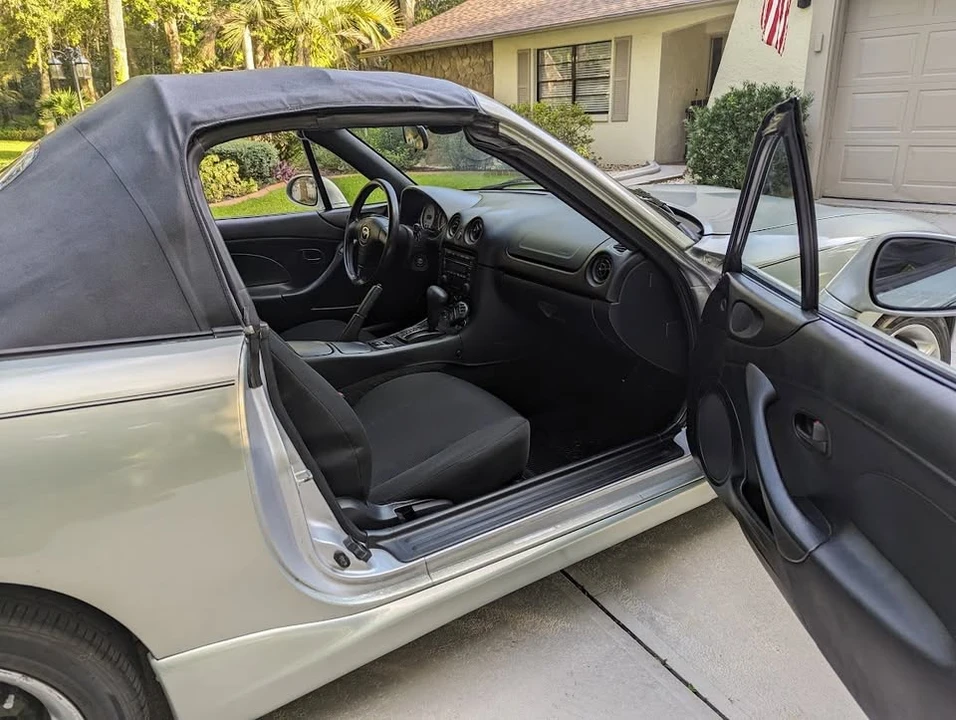 2003 Mazda NB MX-5 Miata - Image 2 of 6