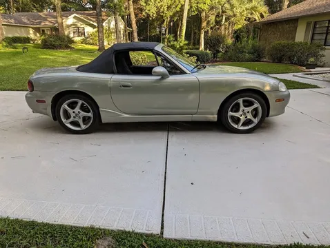 2003 Mazda MX-5