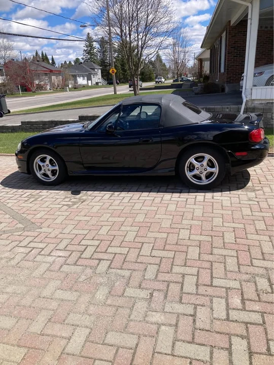 2003 Mazda NB MX-5 Miata - Image 2 of 13