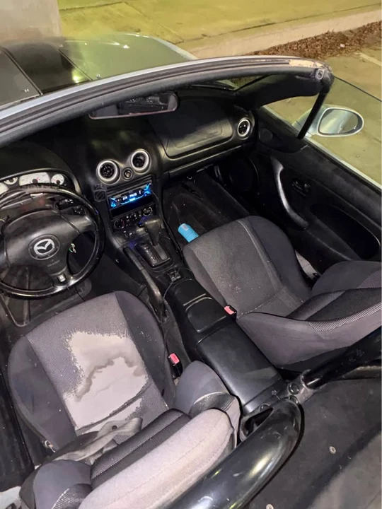 2003 Mazda NB MX-5 Miata - Image 12 of 17