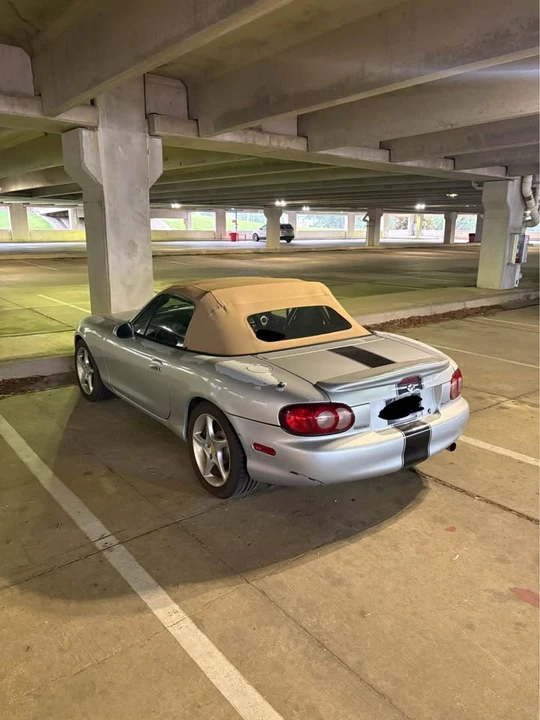 2003 Mazda NB MX-5 Miata - Image 4 of 17