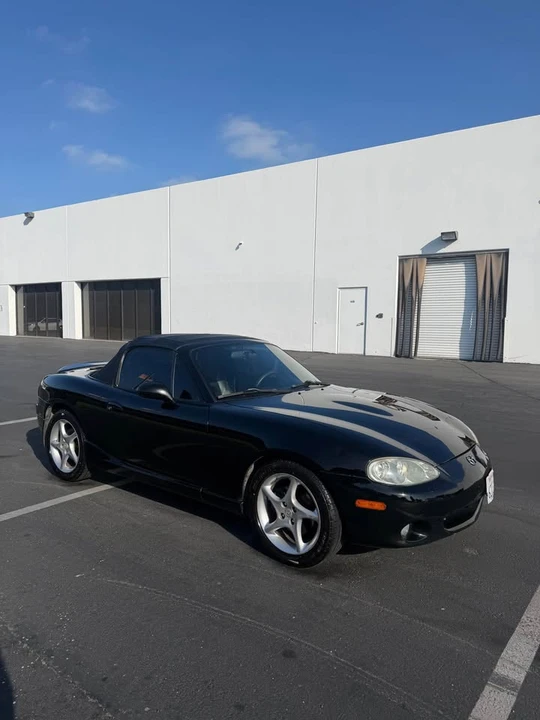 2003 Mazda NB MX-5 Miata - Image 6 of 8