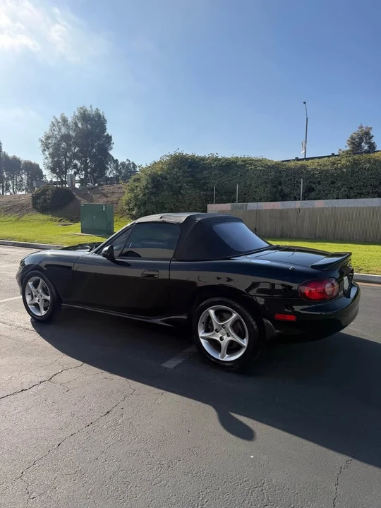 2003 Mazda NB MX-5 Miata - Image 2 of 8