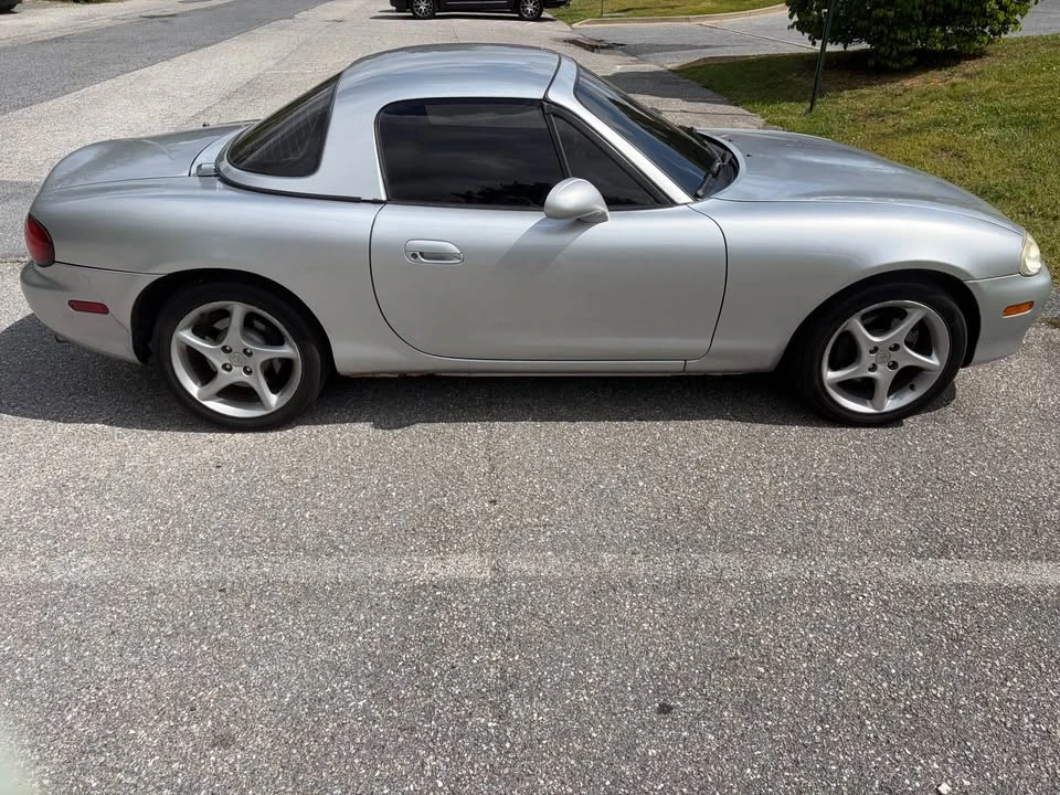 2003 Mazda NB MX-5 Miata - Image 5 of 13