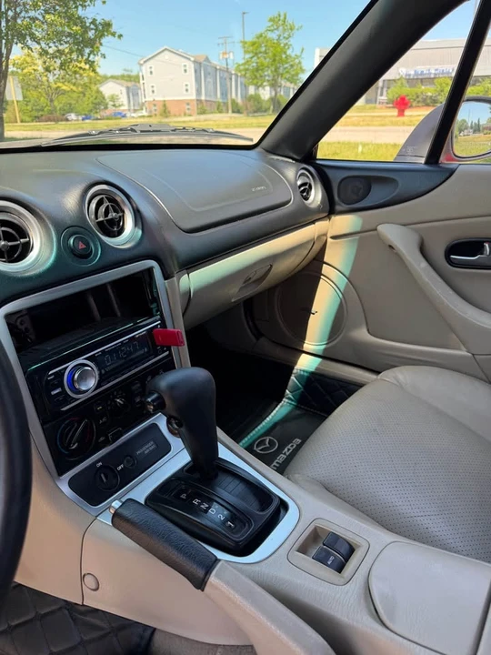 2003 Mazda NB MX-5 Miata - Image 2 of 13