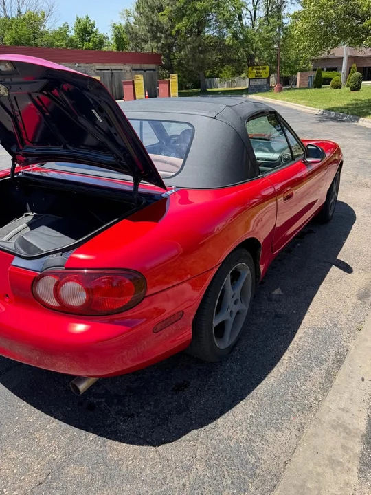 2003 Mazda NB MX-5 Miata - Image 9 of 13
