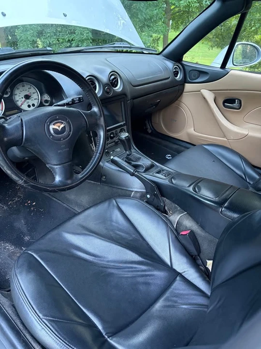 2003 Mazda NB MX-5 Miata - Image 5 of 7