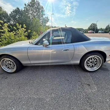 2003 Mazda MX-5 Miata Convertible