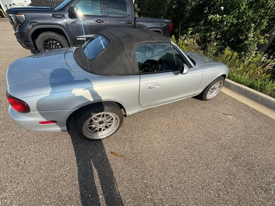 2003 Mazda NB MX-5 Miata - Image 5 of 6