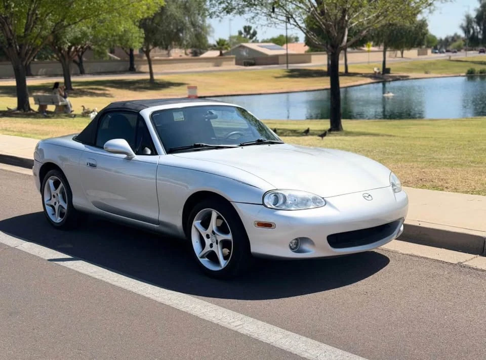 2003 Mazda NB MX-5 Miata - Image 4 of 9