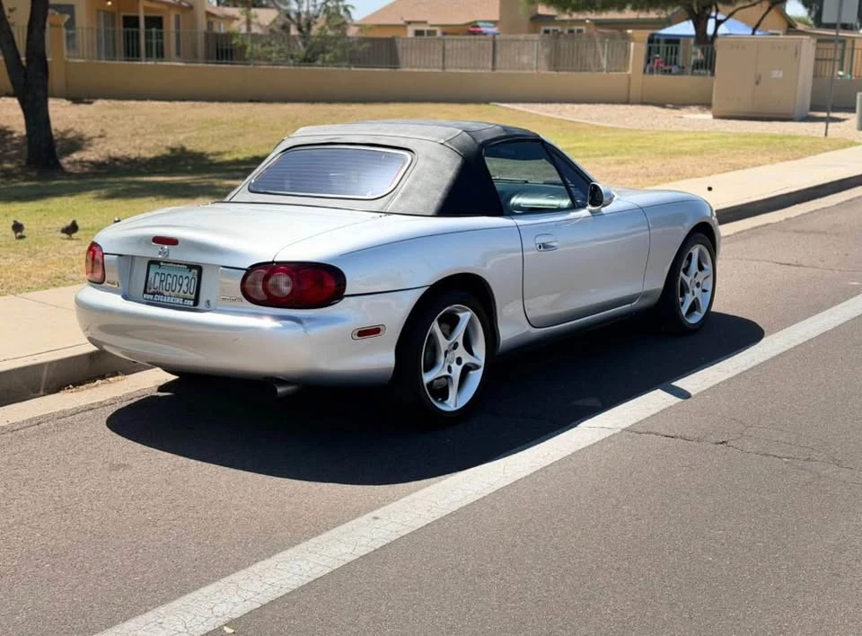 2003 Mazda NB MX-5 Miata - Image 3 of 9