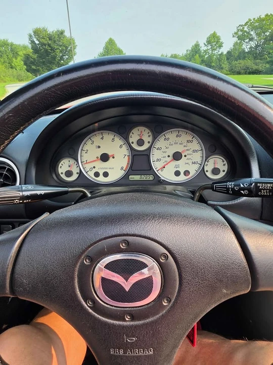 2003 Mazda NB MX-5 Miata - Image 5 of 10