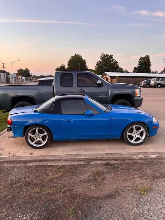 2003 Mazda NB MX-5 Miata - Image 5 of 7