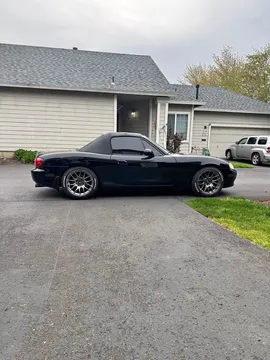 2003 Mazda MX-5 Convertible 2D