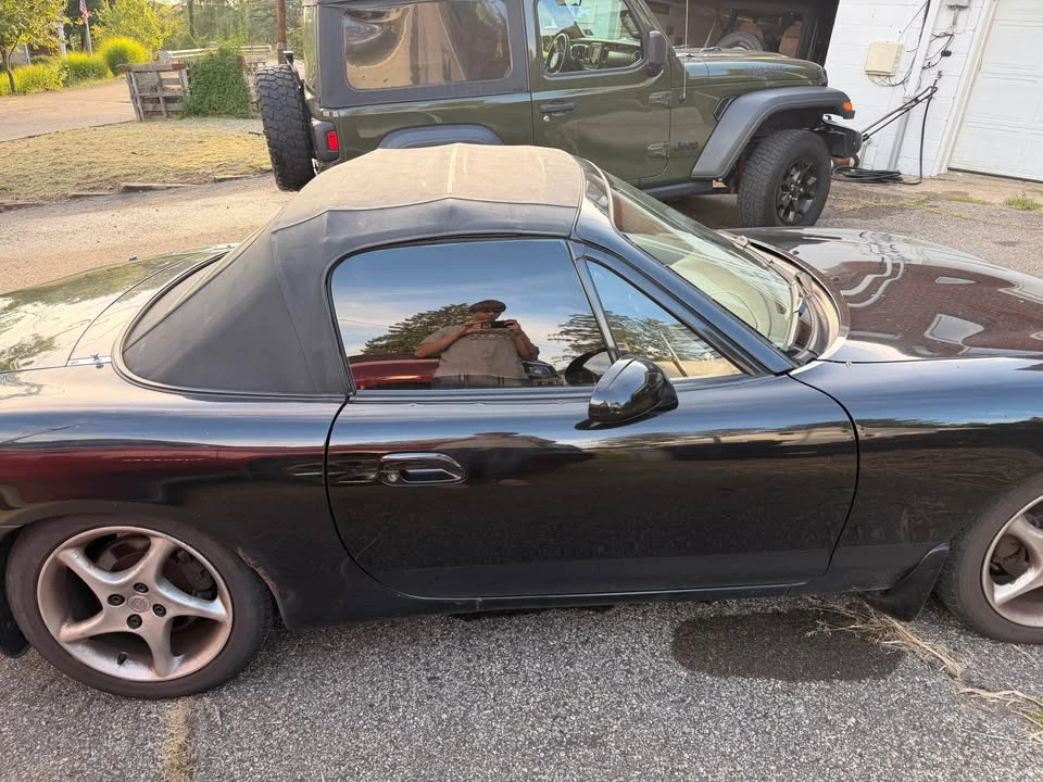 2003 Mazda NB MX-5 Miata - Image 3 of 8