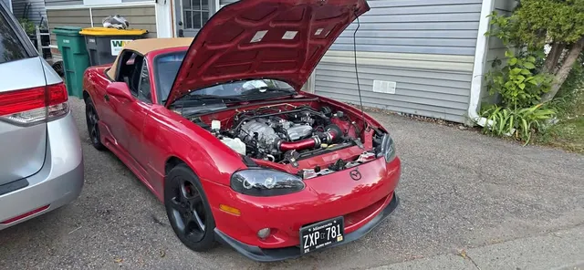 2003 Mazda MX-5 Convertible 2D